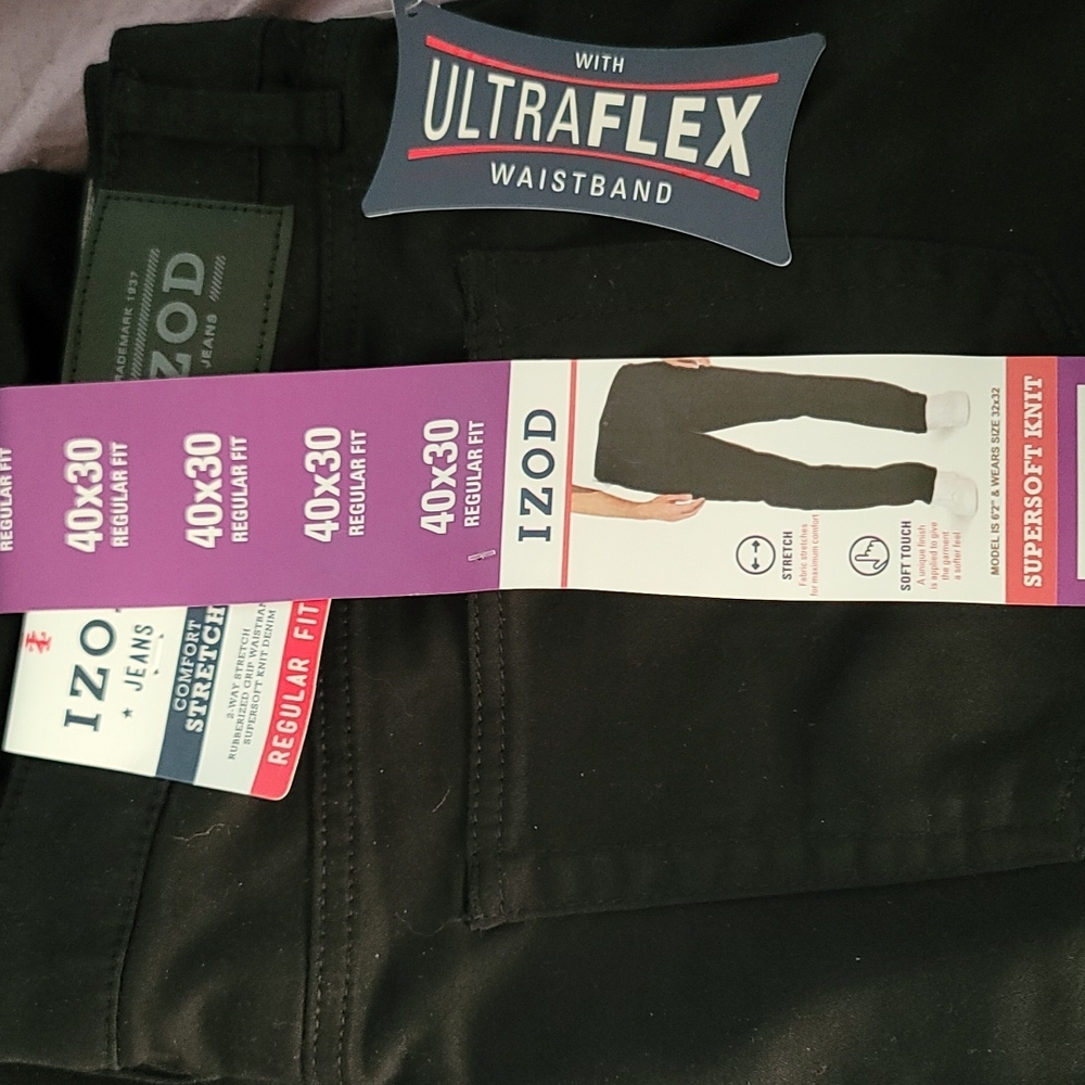 IZOD 40x30 black jeans